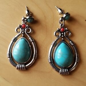 RETRO Waterdrop Geometric Earrings NWOT